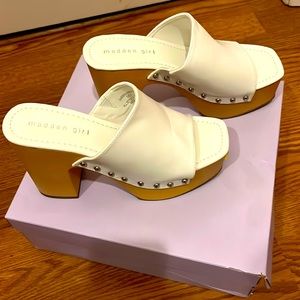 Steve Madden women’s backless, slip-in, platform sandal.